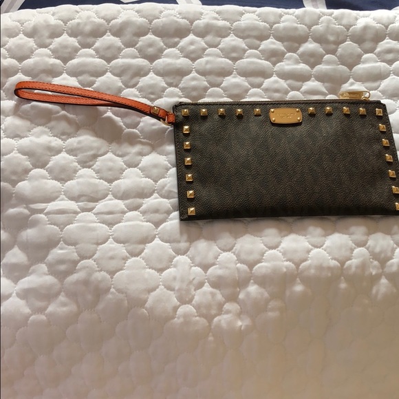 Brand new, spacious and very easy to use - Picture 2 of 7